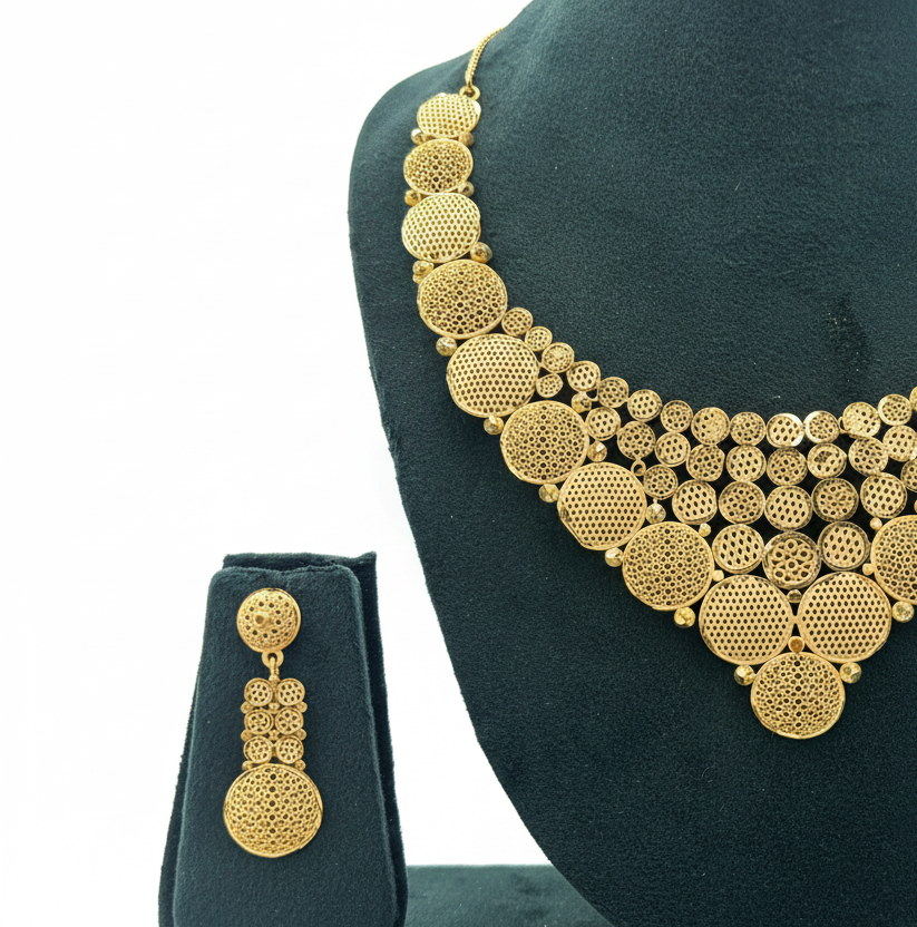 Parure – Collier et boucles d’oreilles en plaqué or