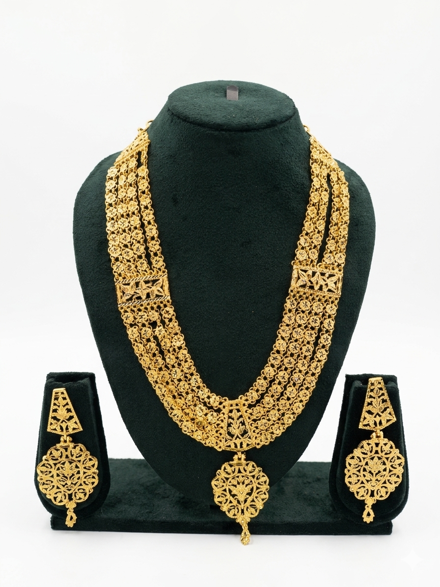 Parure Royale – Collier et boucles d’oreilles en plaqué or